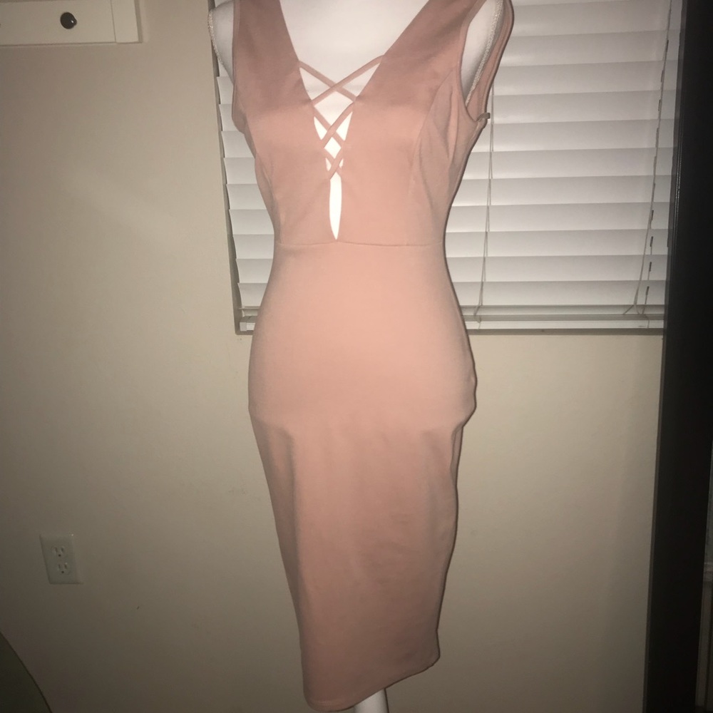 New Light pink 💕 dress 👌🏾😊